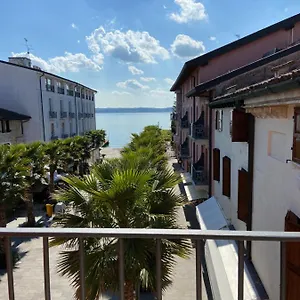 Mavino Sirmione
