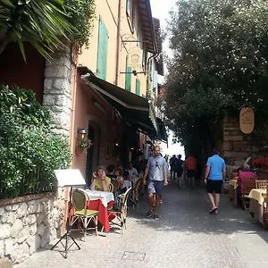 Corneliani Sirmione